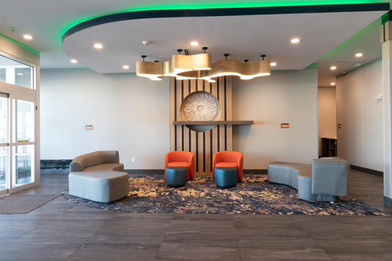 La Quinta Inn & Suites By Wyndham San Antonio Seaworld Lafb Luaran gambar