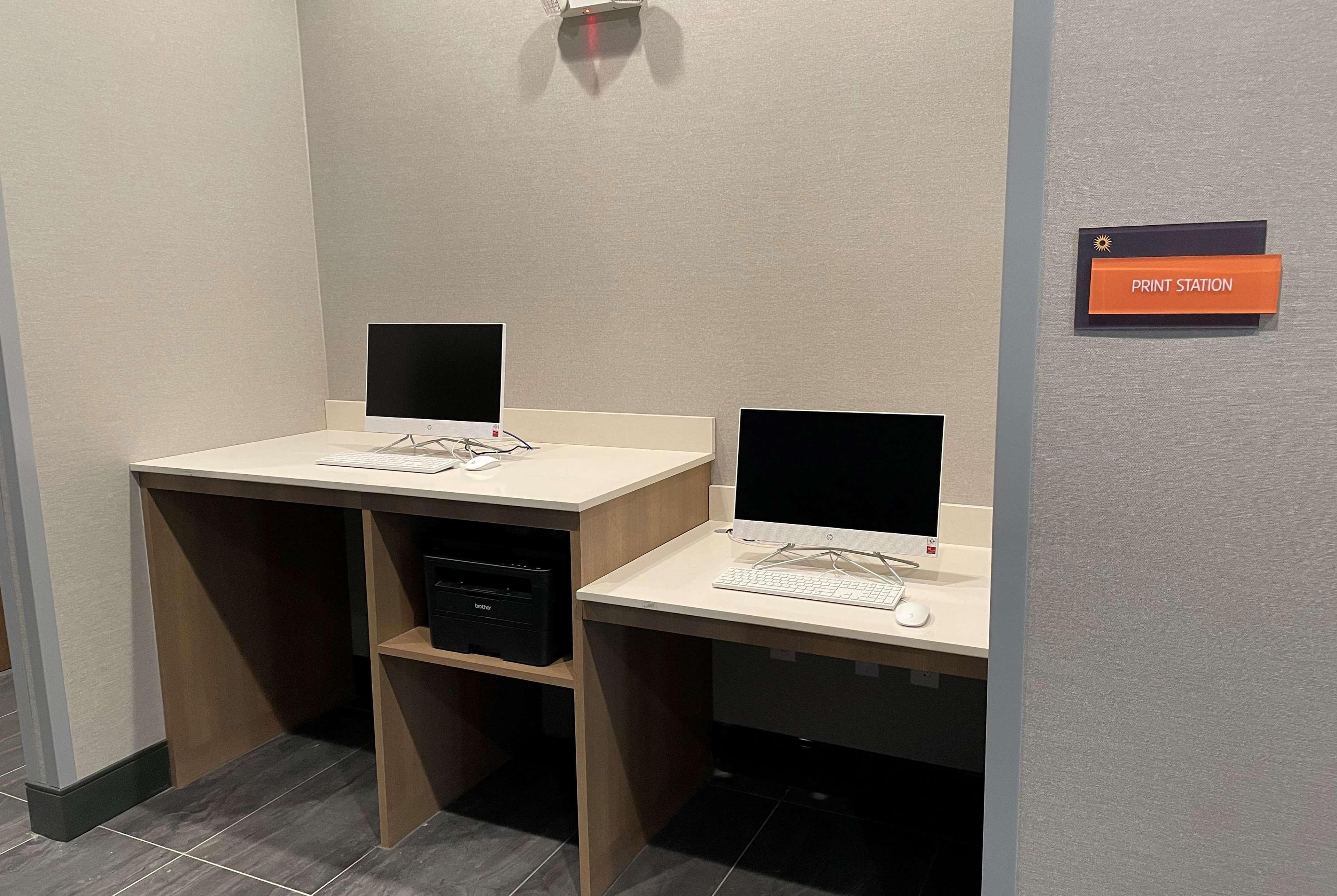 La Quinta Inn & Suites By Wyndham San Antonio Seaworld Lafb Luaran gambar