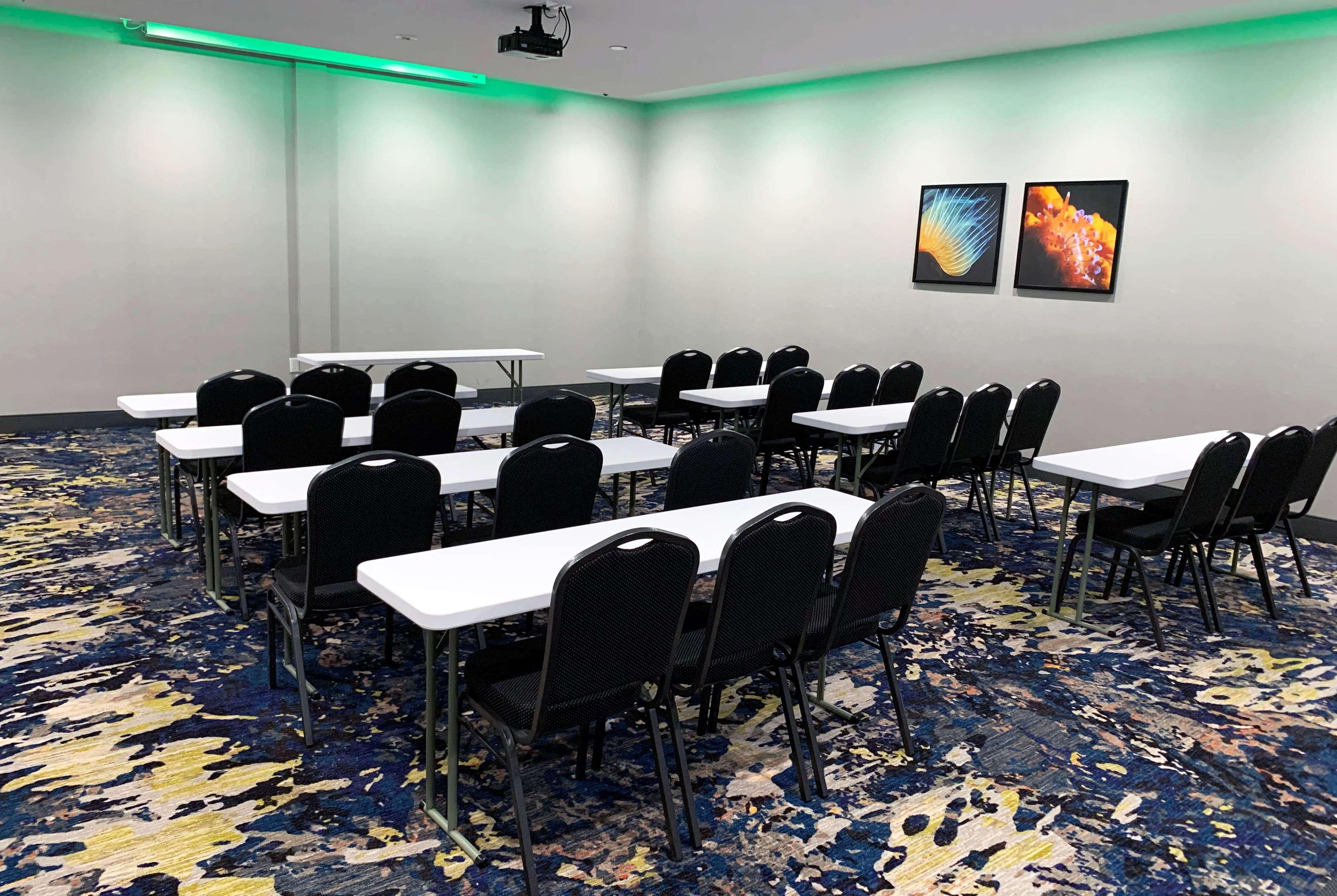 La Quinta Inn & Suites By Wyndham San Antonio Seaworld Lafb Luaran gambar
